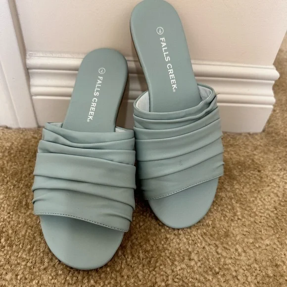 Slide Sandals - Picture 2 of 4